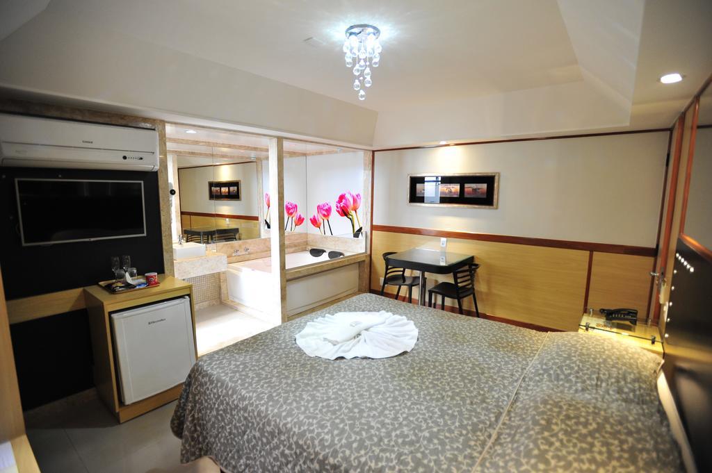 Hotel Premium Plaza Muriaé エクステリア 写真