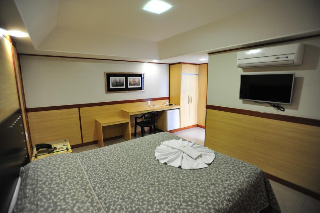 Hotel Premium Plaza Muriaé エクステリア 写真
