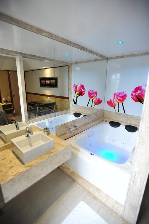 Hotel Premium Plaza Muriaé エクステリア 写真